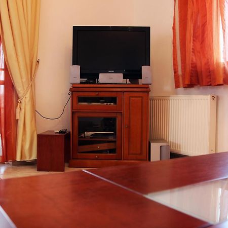 Kouros Chania Villas Maleme  Exterior photo